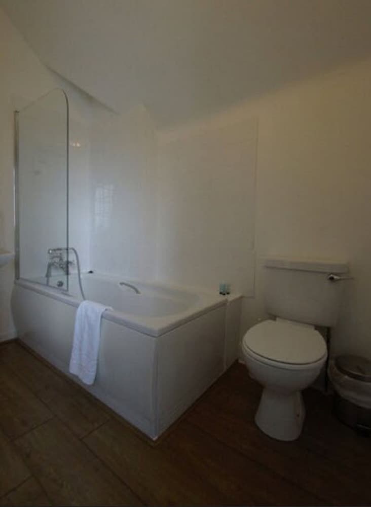 Whitebridge Hotel