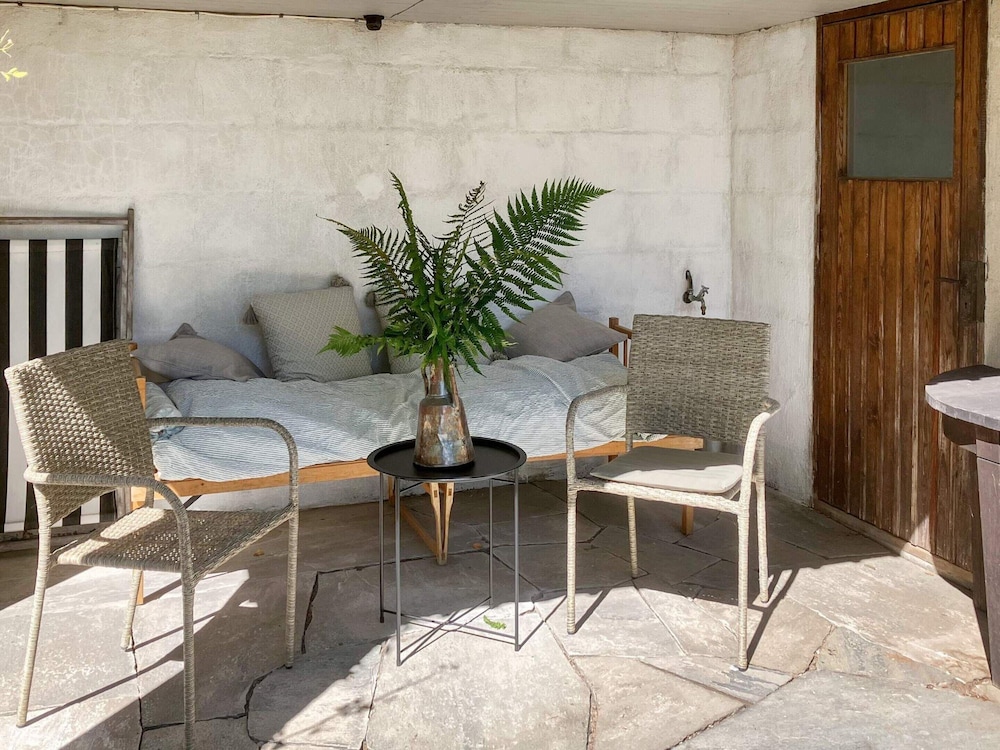 6 Person Holiday Home in Djurhamn-by Traum view 2