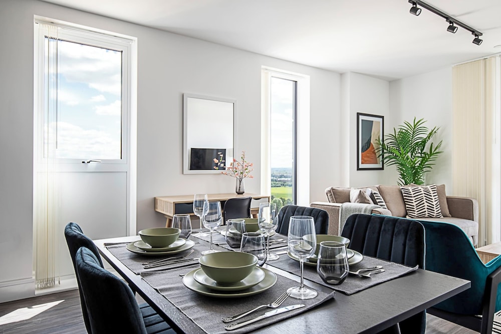 Luxurious West London Apartment