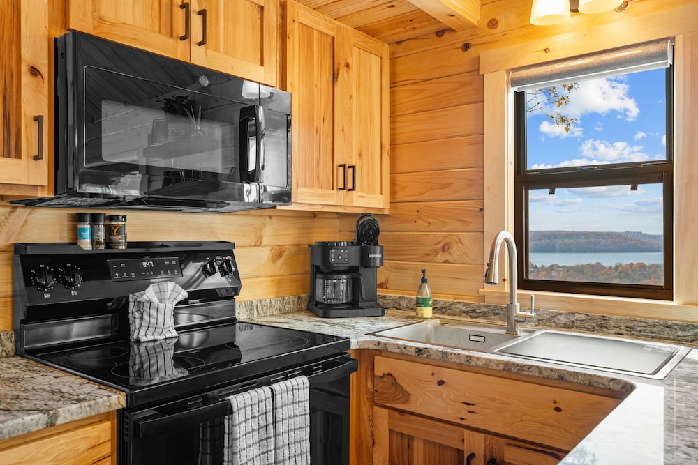 P-bay The Roost 1 Bedroom Home