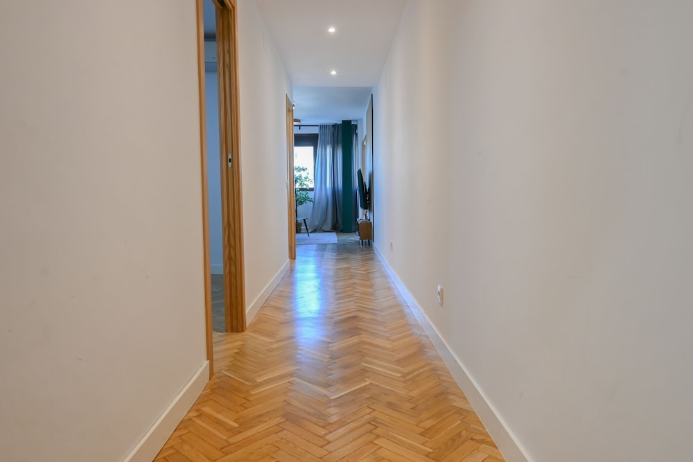 M Sil27 Bonito Apartamento de dos Dormitorios a