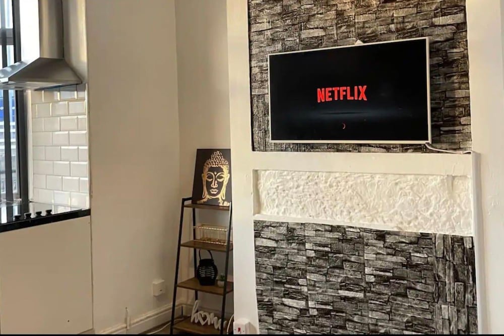 Comfy One Bed Room Flat Near Leeds City Centre view 2
