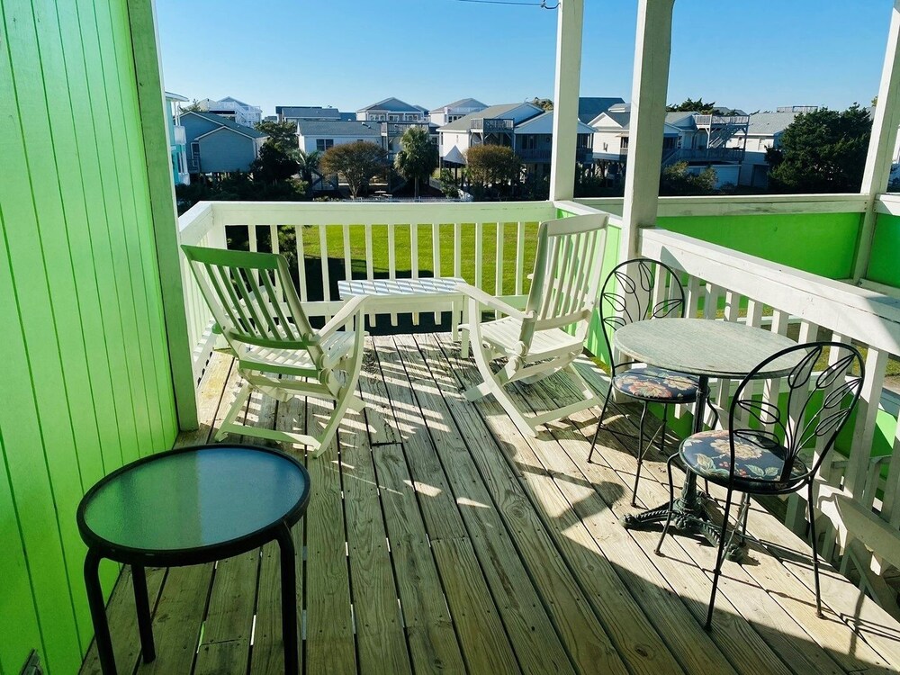 Beauty & The Beach-8B - 2 Br Home