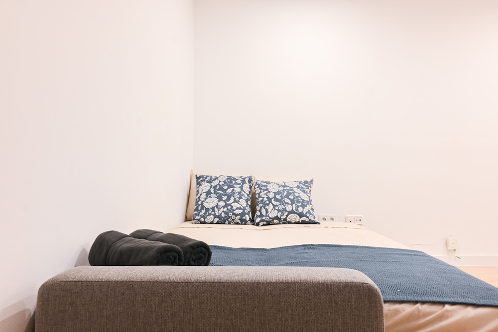 M Slo160 Lindo Estudio en Barrio Justicia