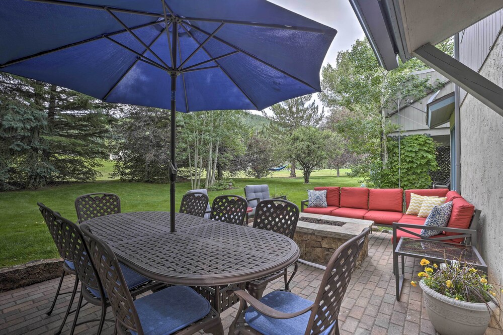 Modern Mountain Escape on Golf Course w/ Hot Tub! - Property Image 14