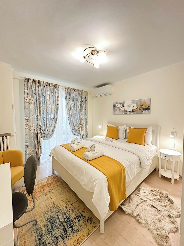 Sunrise Apartments City Center