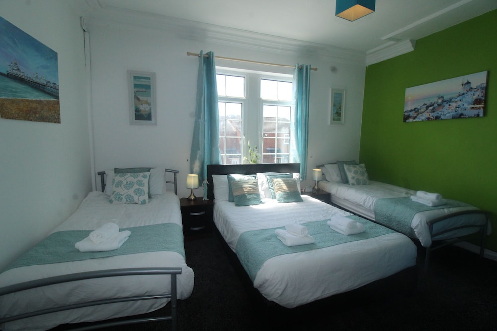 Rotherham Vacations - High Street House - Property Image 30
