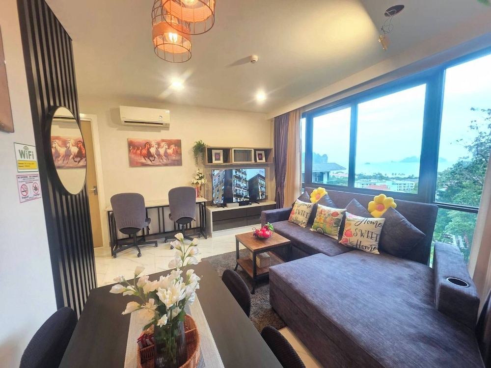 Room-a305 - 1 Bdr Condo With Sea View, A