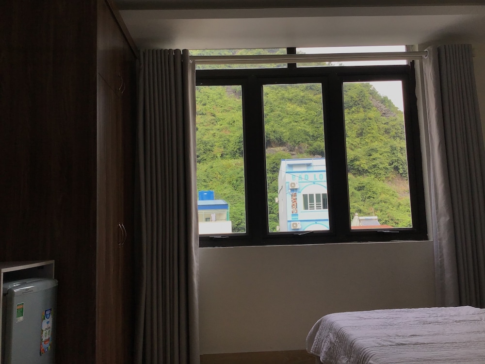 Cong Khanh Hotel - Hostel