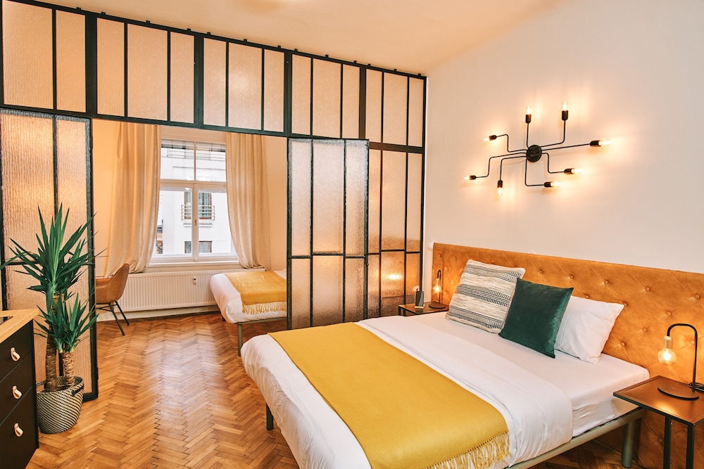 CAMŌ ROOMS - Boutique Aparthotel