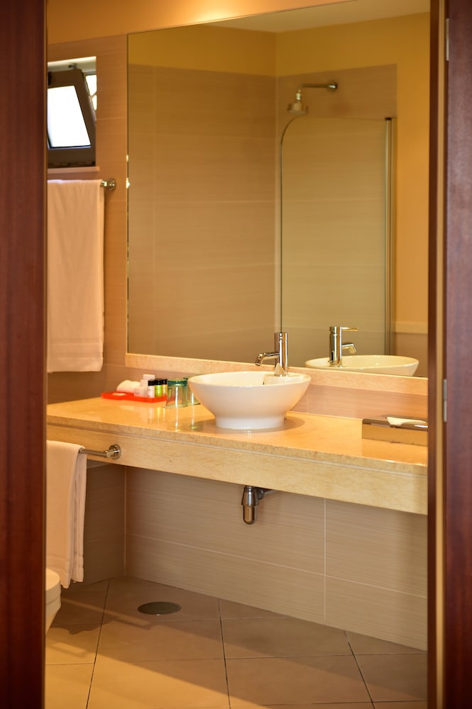 Porto Santo Vacations - Pestana Porto Santo Beach Resort  Spa - Property Image 2