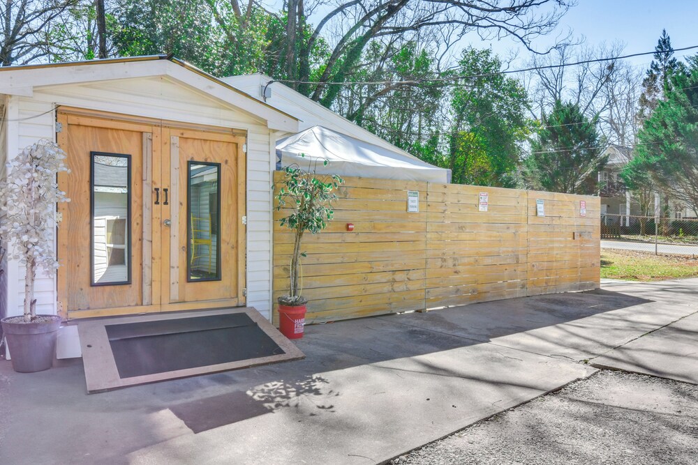 1 Mi to Dtwn & UGA Campus: Cozy Athens Getaway!