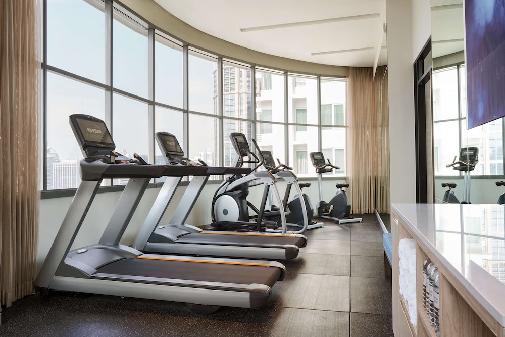 Hyatt Place Bangkok Sukhumvit 24 34