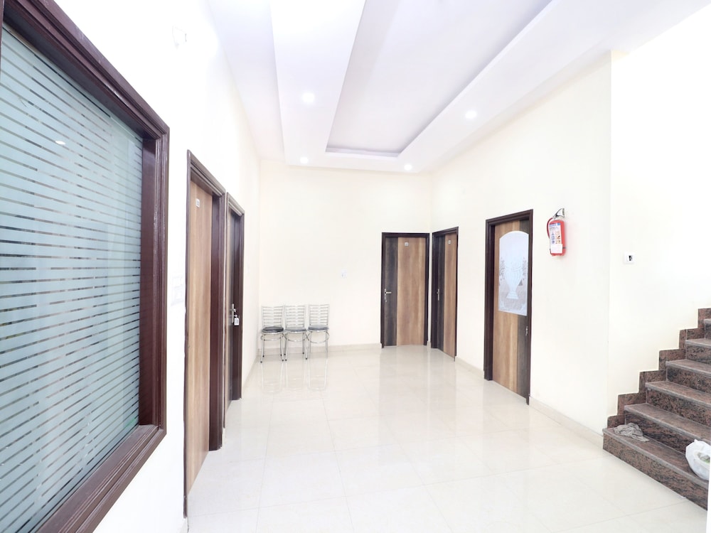 OYO 16494 Dhunna Guest House