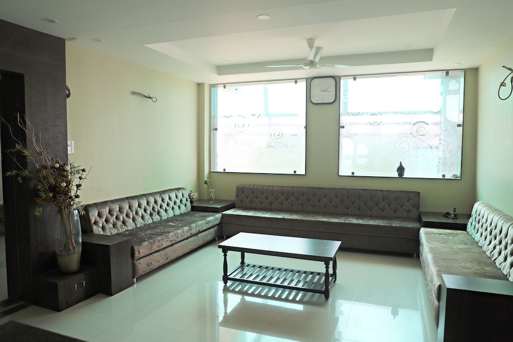 Exotika Express Resort