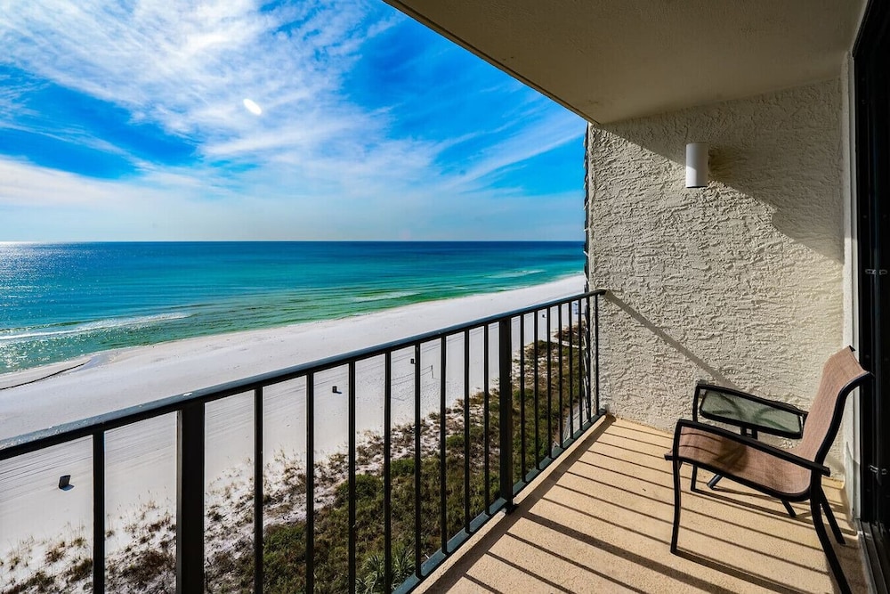 Gulf Serenity Romantic Oceanfront Edgewater T3