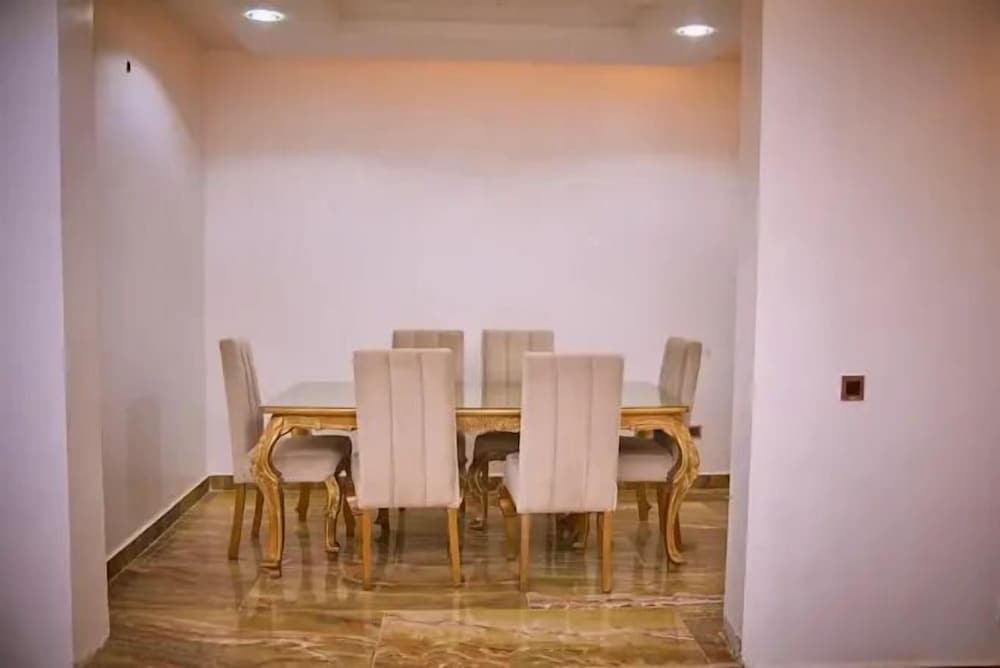 Ramlat Apartment