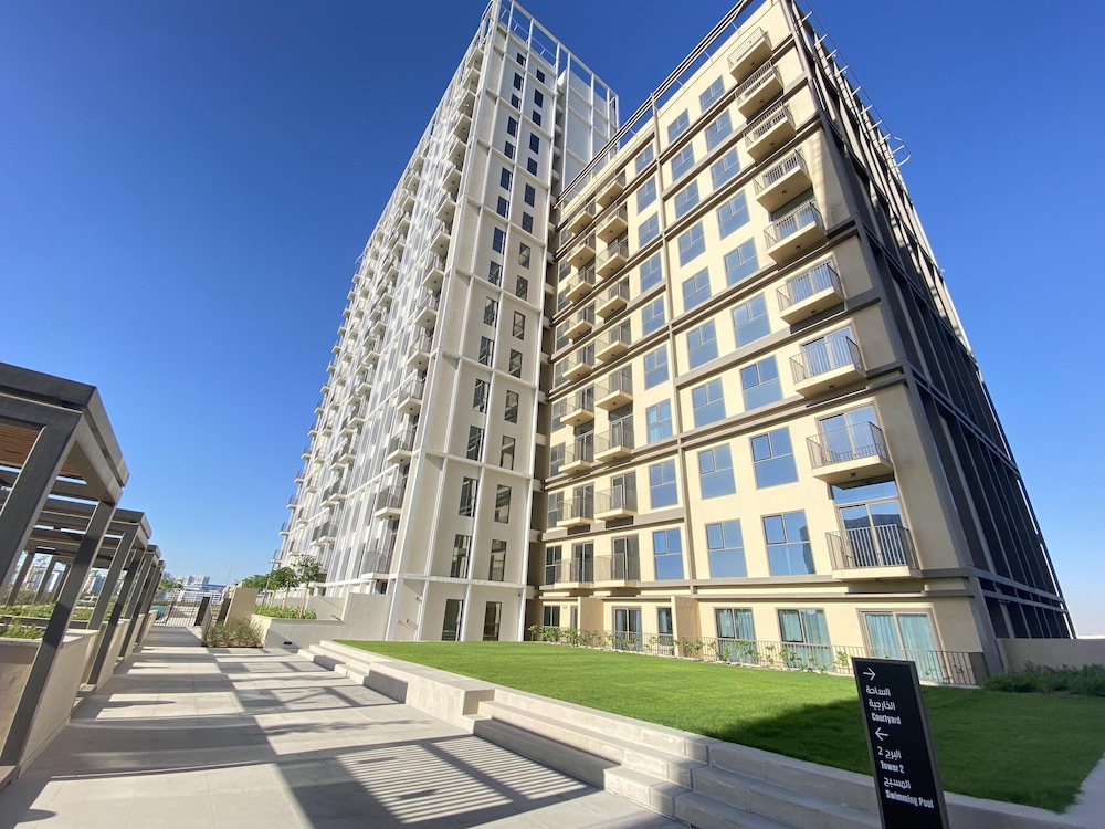 Lux BnB Collective-1 -Dubai Hills