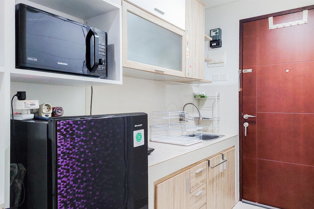 Minimalist and Homey Studio at Springwood Residence Tangerang Apartment