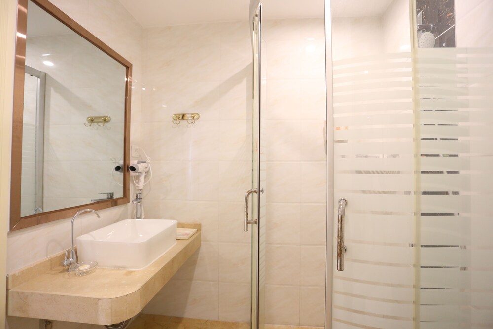 Qing Yuan Vienna Hotel - Yang Shan Branch