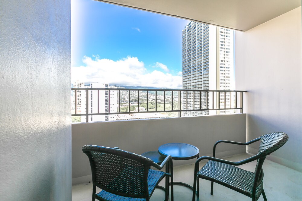 Royal Hawaiian Hospitality