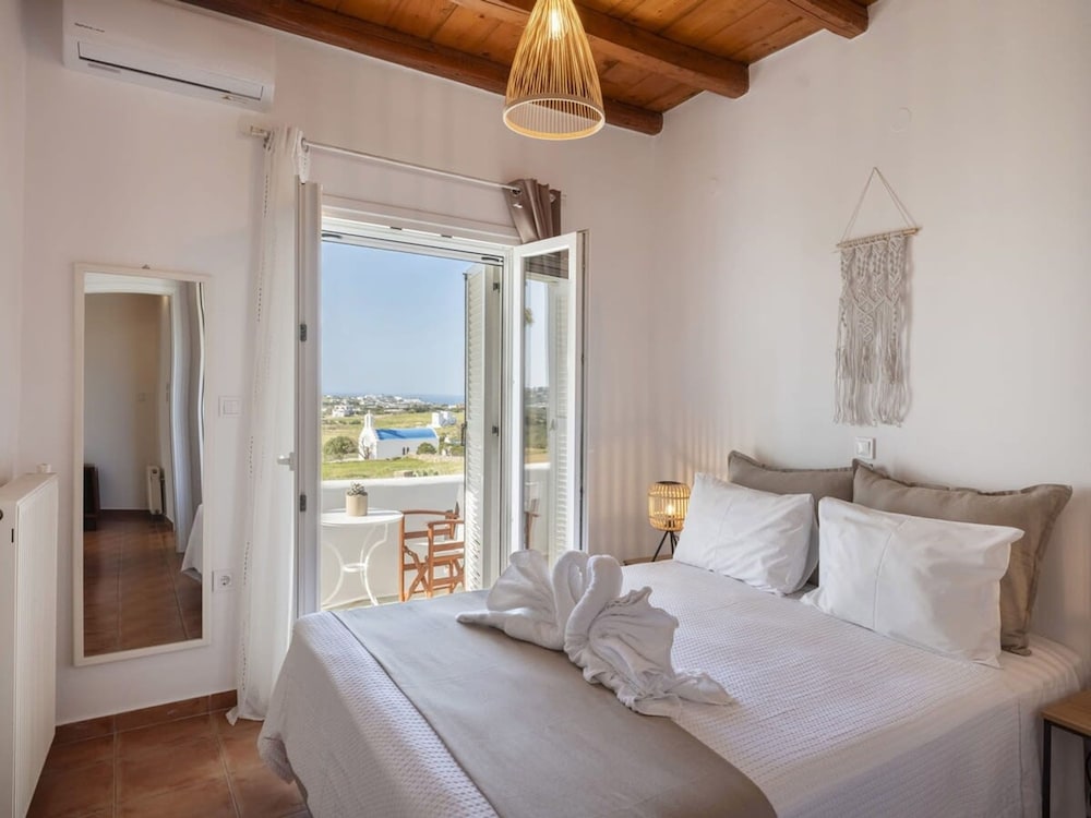 Myrsini Traditional Hillside Cottage