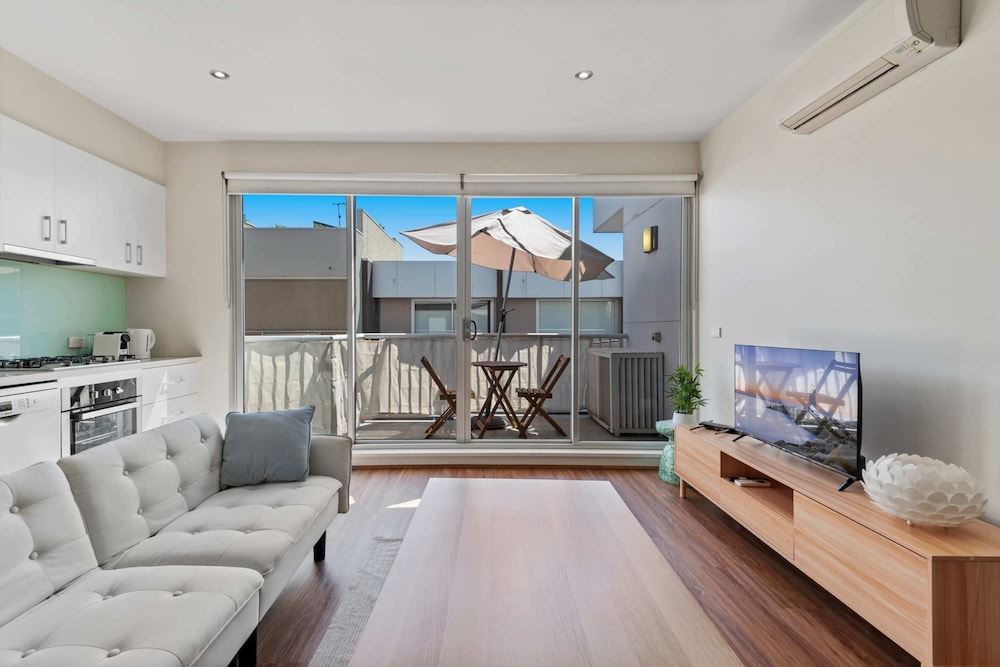 Stylish North Melbourne Stay
