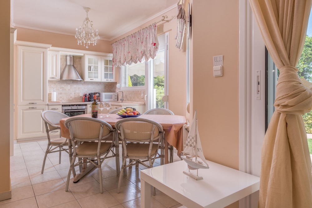 Villas F & B Summer Collection - Aegean Residence