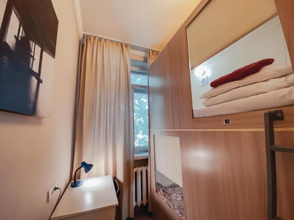 Capsule Hostel Yes