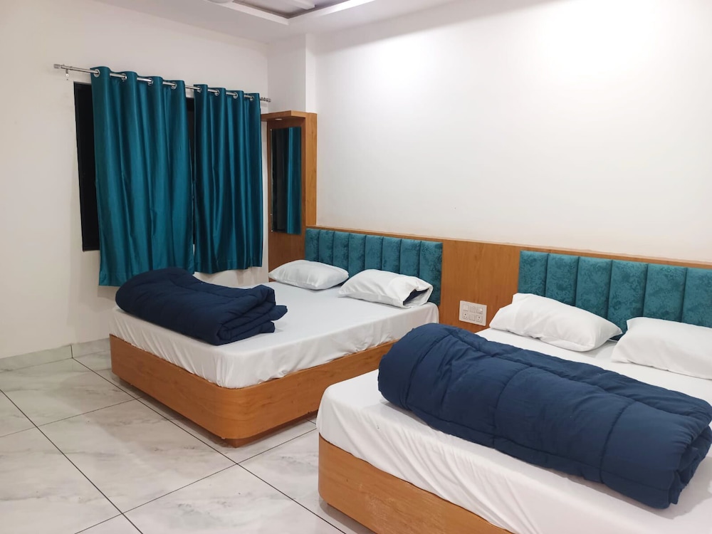 Hotel Raj Inn