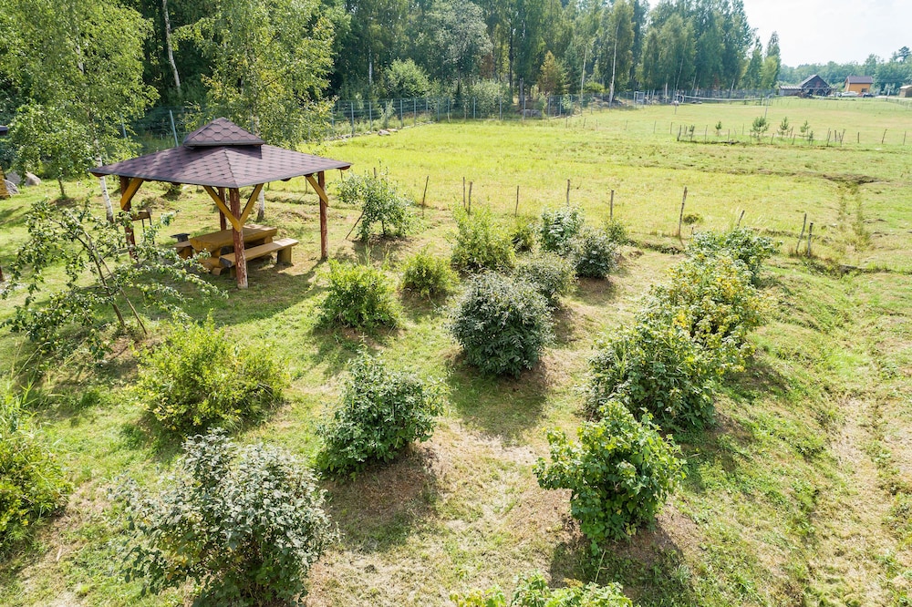 Cottage complex Ozerny Bereg