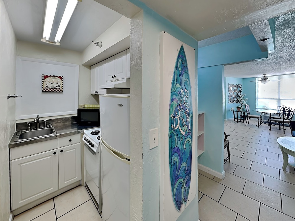 The Salty Fountain by Distinctive Beach Rentals