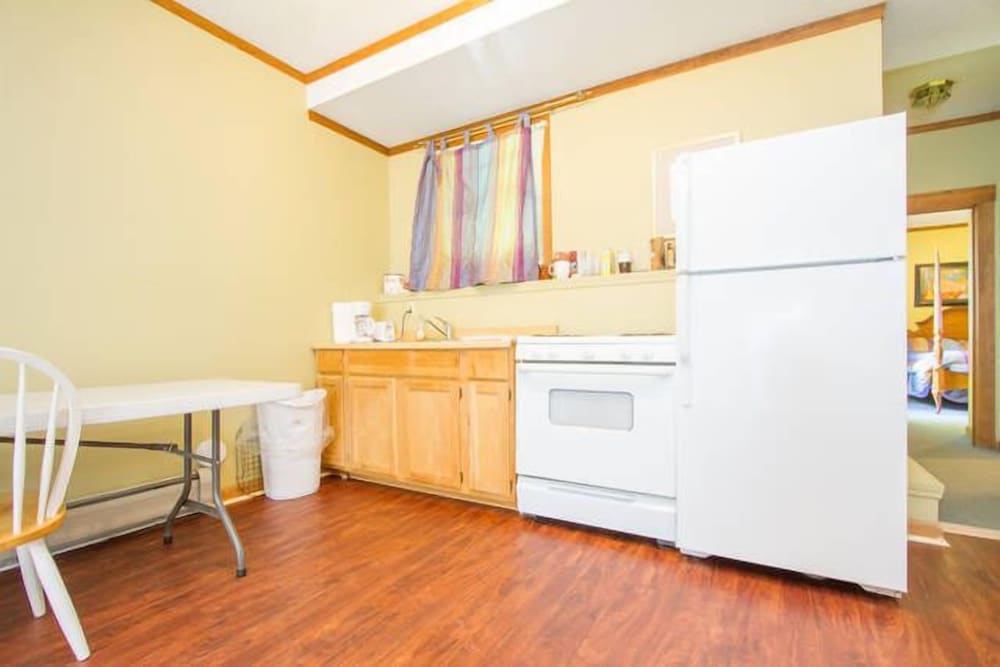 Plymouth Vacations - Salt Ash Inn - Property Image 68