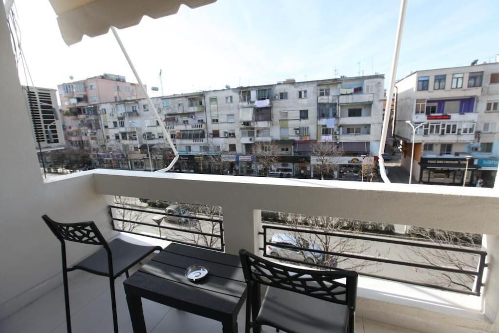 Arkle Apartment 1