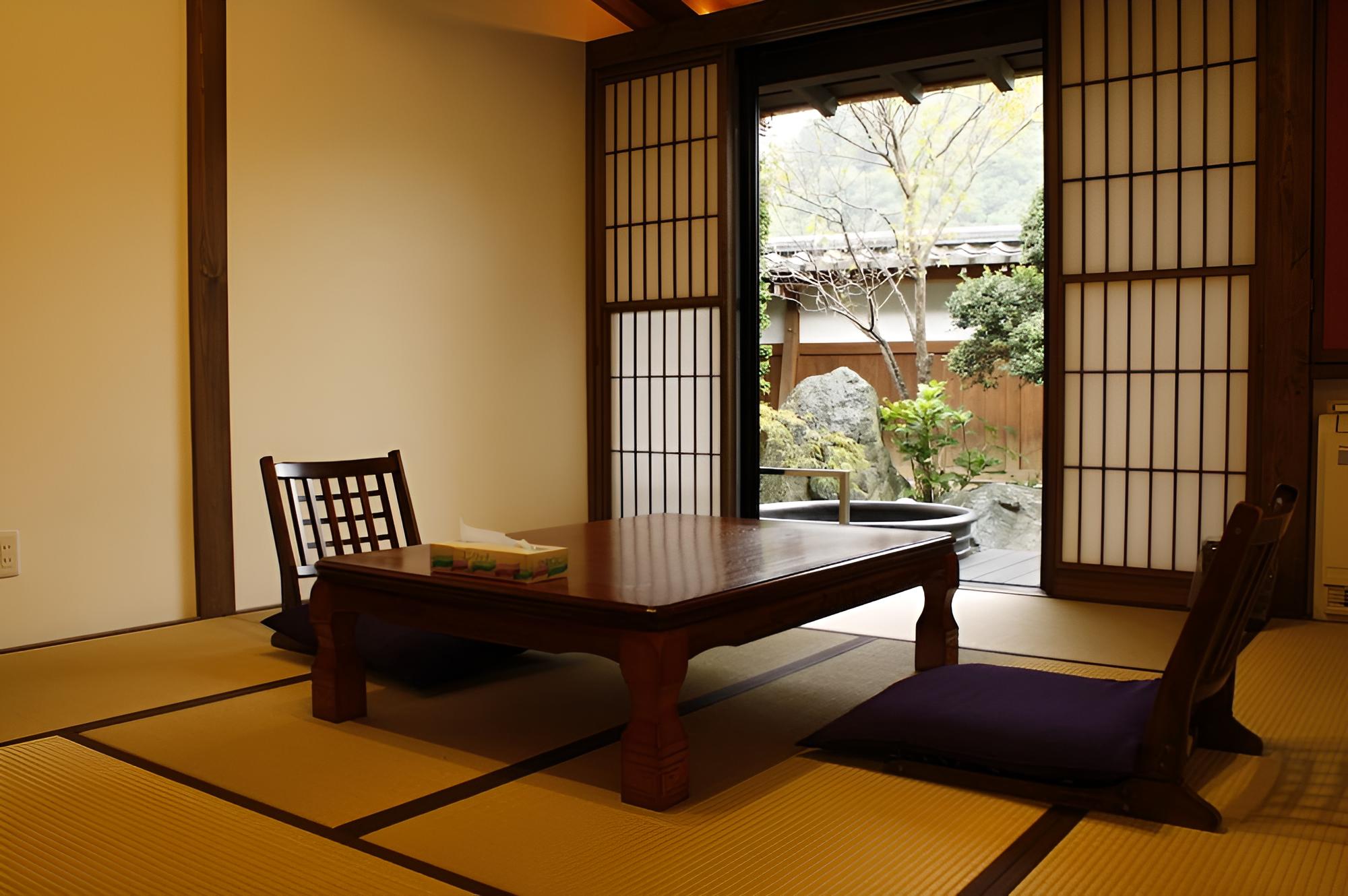 Miyamotoke