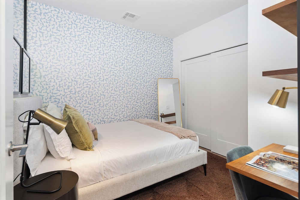 Luxury Apartments by Hyatus at Boston Everett