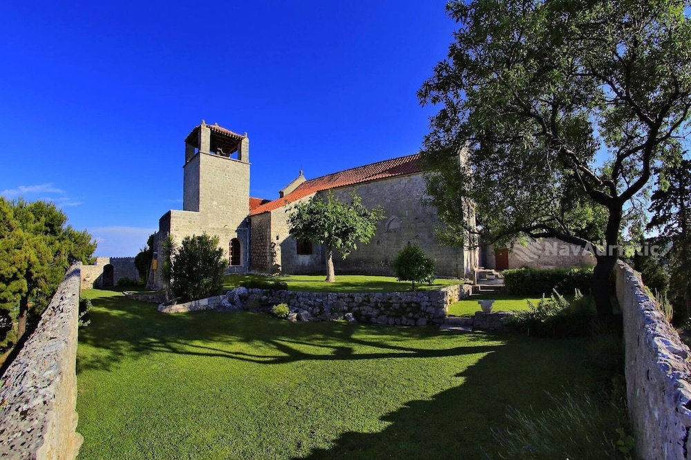 Photo 13
