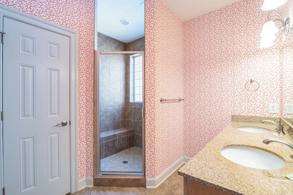 Lachicotte Vacation Rentals