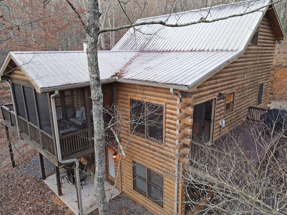 Whispering Creek Lodge - Blue Ridge view 5