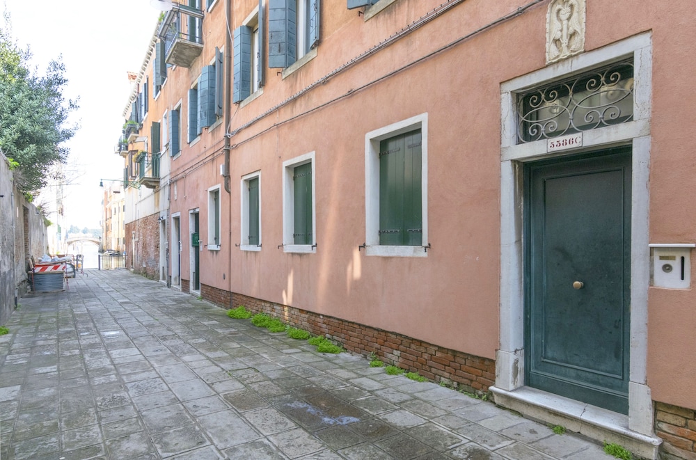 Bella Vita Charming House