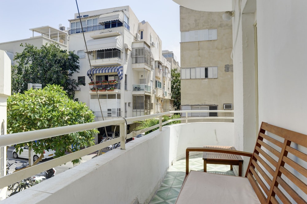 Tel-Aviving Apartments