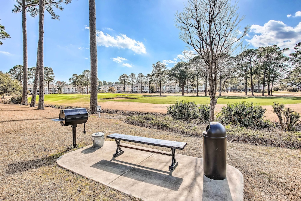 Golf Course View, Pool Access: Myrtle Beach Condo!
