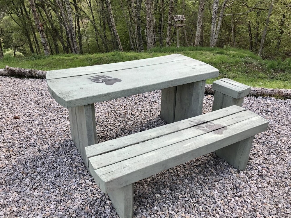 Highland Bear Lodge & Luxury Bear Huts