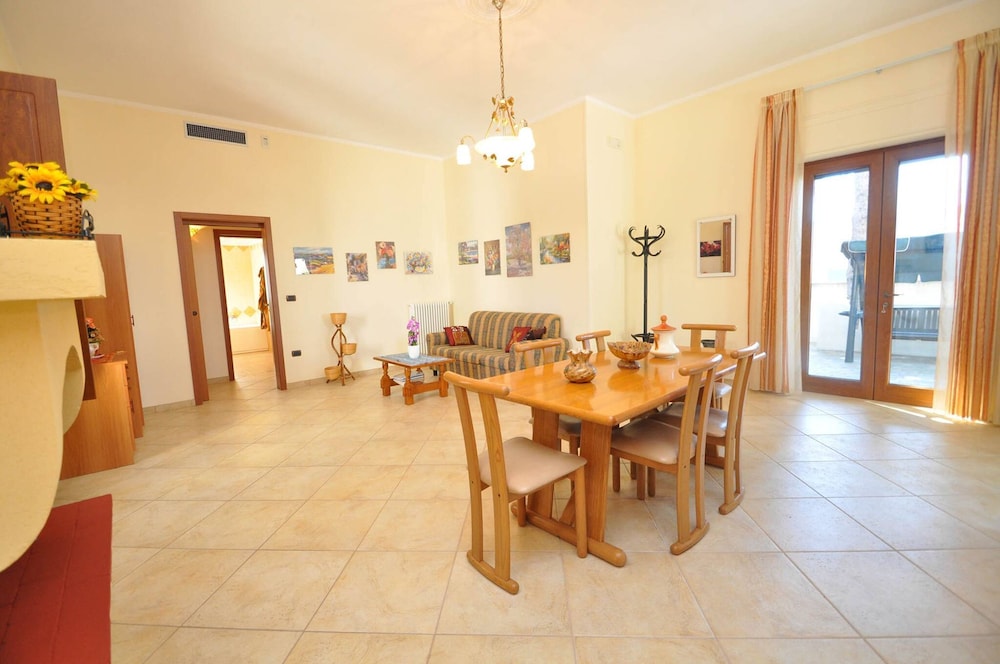 Villa Marechiaro 50 m From the sea 3 Bedrooms 2 Bathrooms
