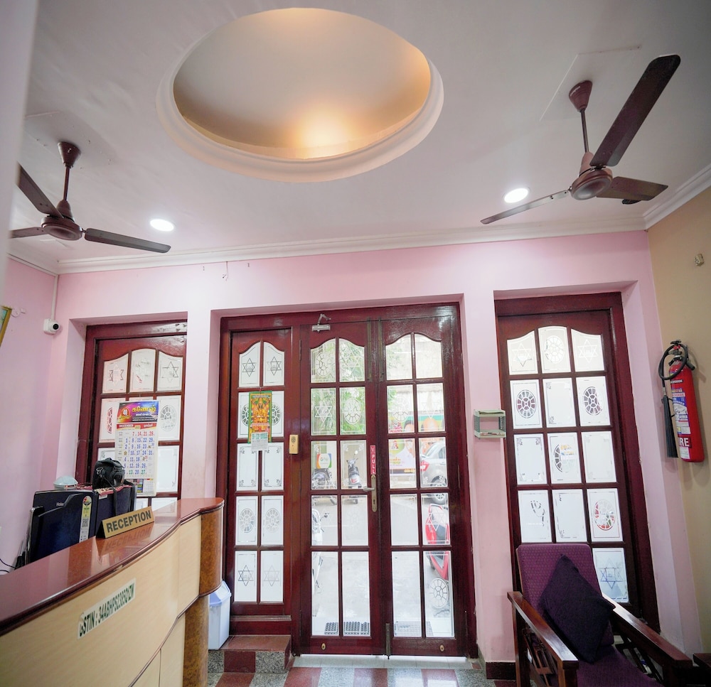 Maruthi Residency