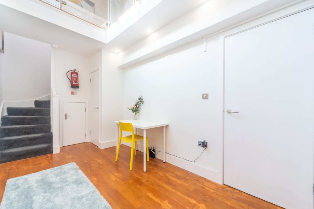 St. Johns Hill Penthouse