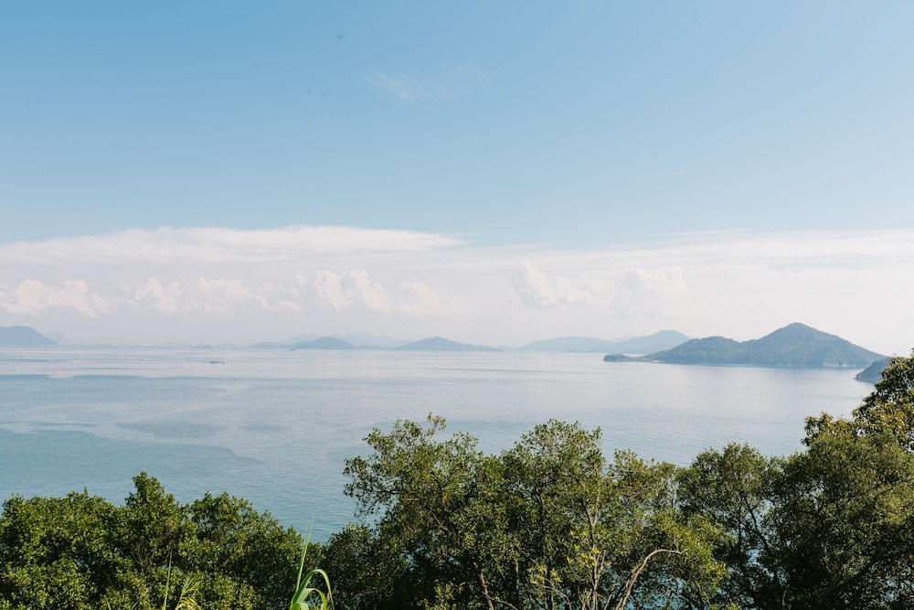 Ile d’or Café & Guest house view 3