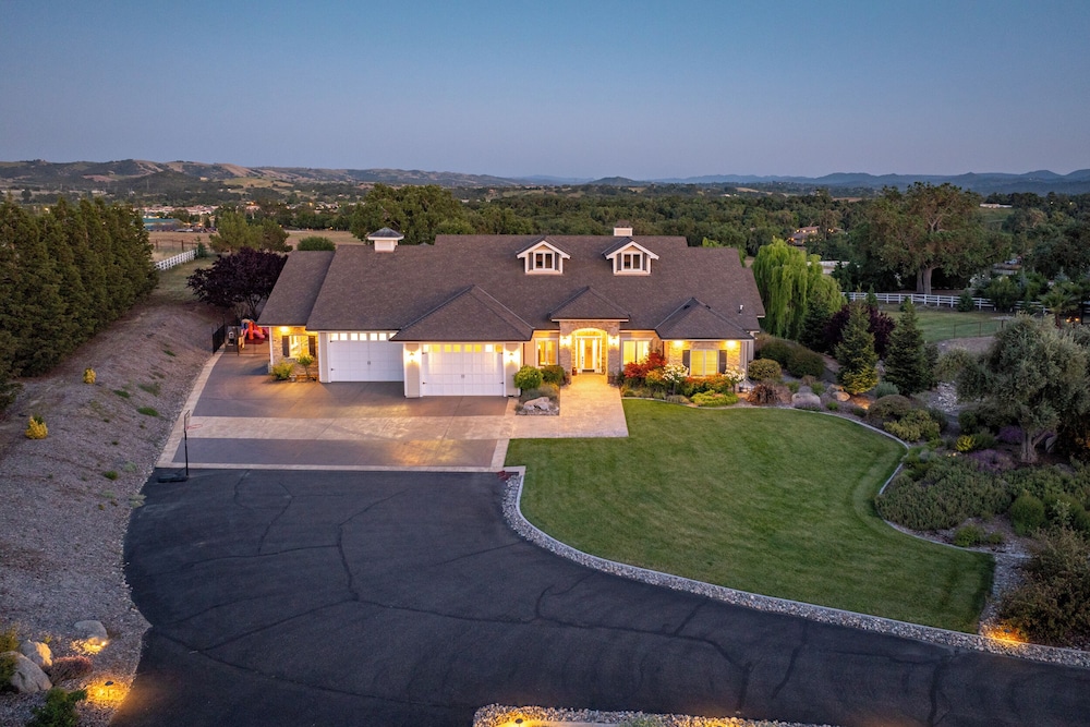 Frontier Farmhouse