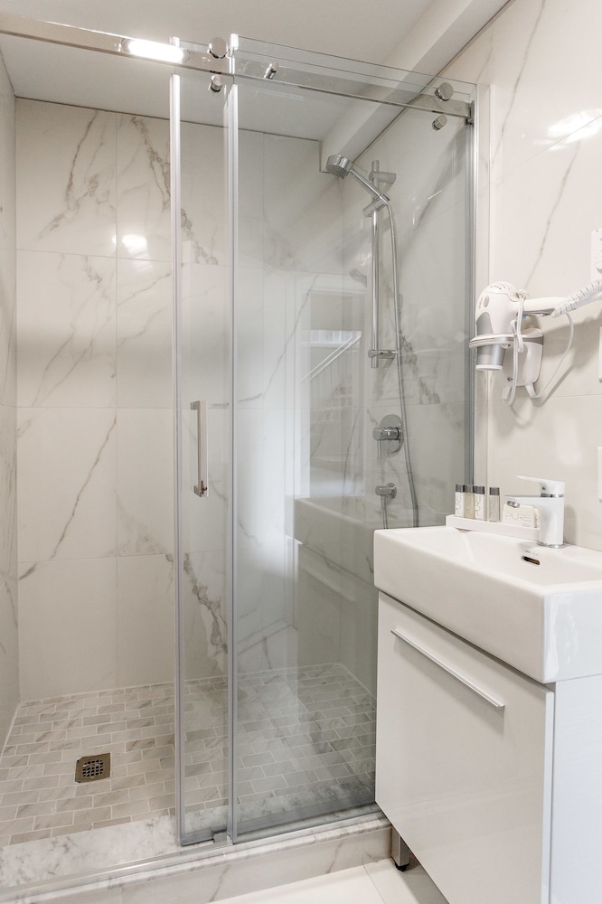 Parc Avenue Lofts
