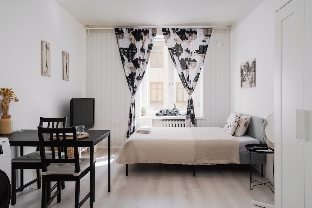 Cozy Studio Apt with Perfect Location